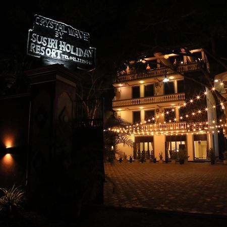 Crystal Wave Holiday Resort Polhena Matara Bagian luar foto