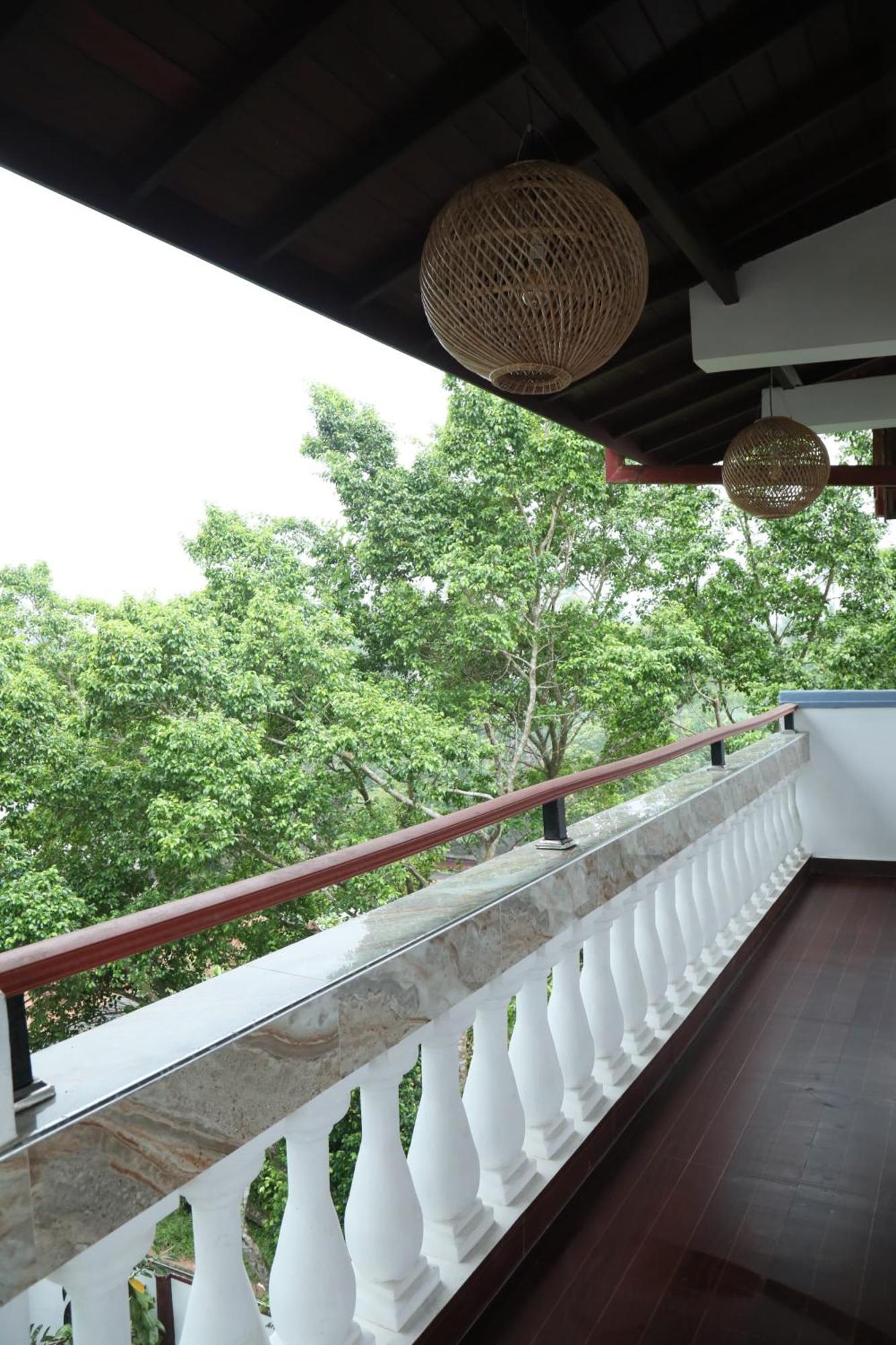 Crystal Wave Holiday Resort Polhena Matara Bagian luar foto
